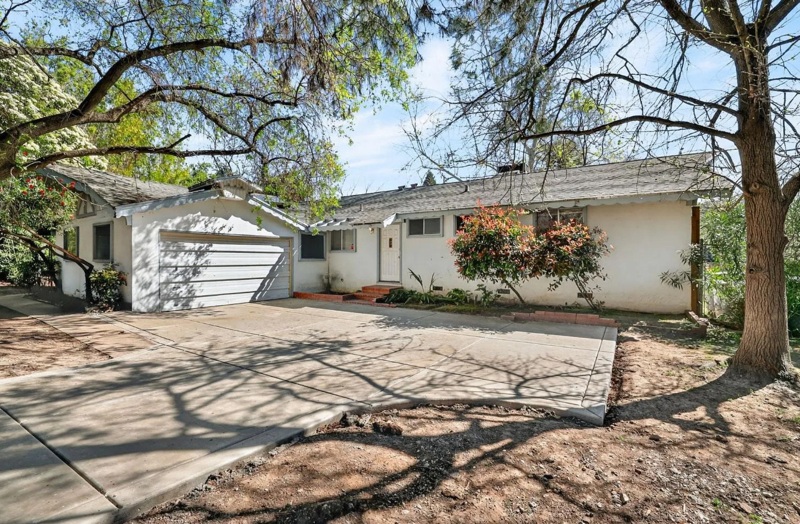 4532 Crestridge Rd